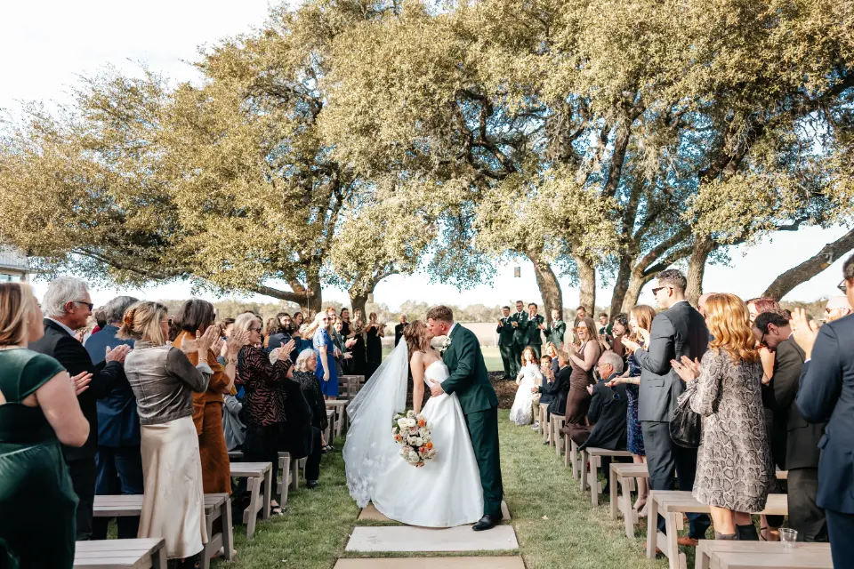 gorgeous wedding venue in driftwood texas