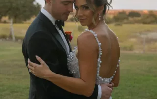 amanda and mitchells hill country wedding
