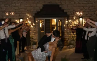 amanda and mitchells hill country wedding